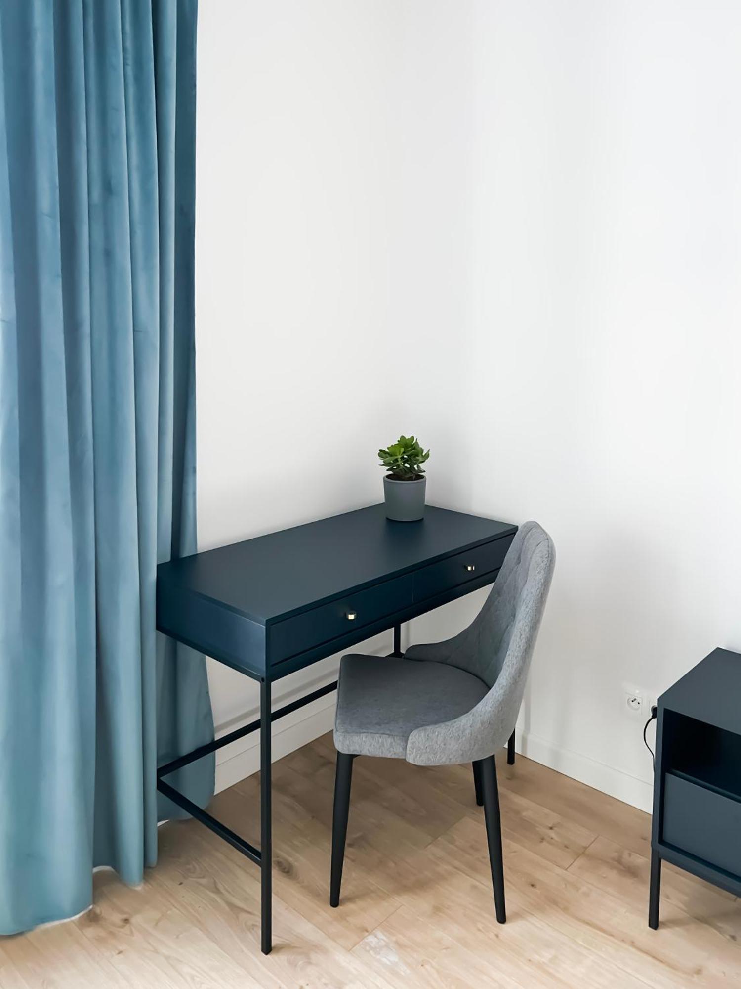 Apartament Z Dwiema Sypialniami + Parking