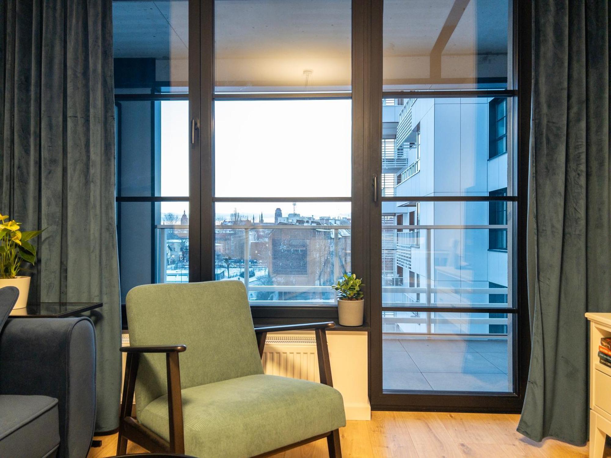 Z Dwiema Sypialniami + Parking Apartament *